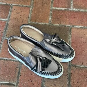 J/SLIDES Metallic Loafers Slip-On Shoes‎